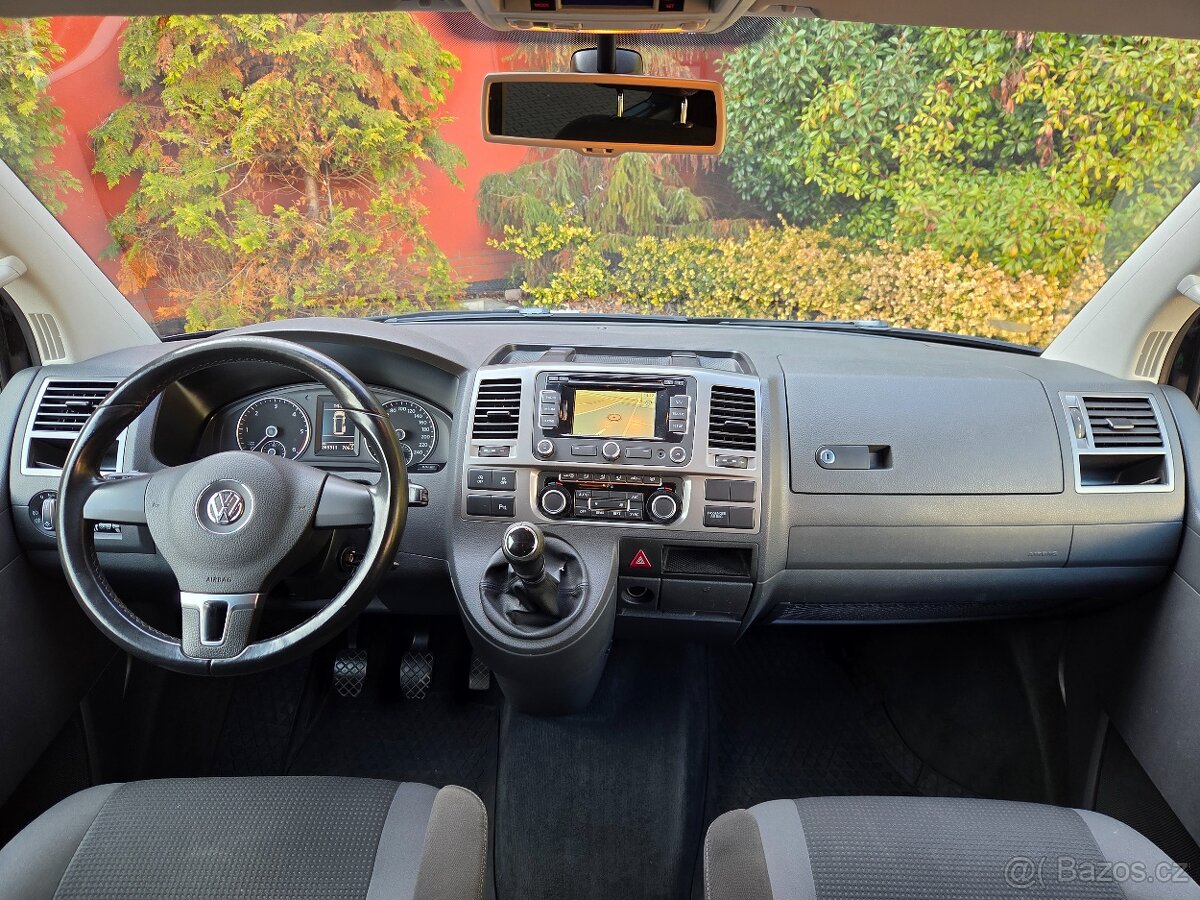 Multivan T5 2.0 TDI 103kW,Tažné,Webasto,4x4,2015 - 11