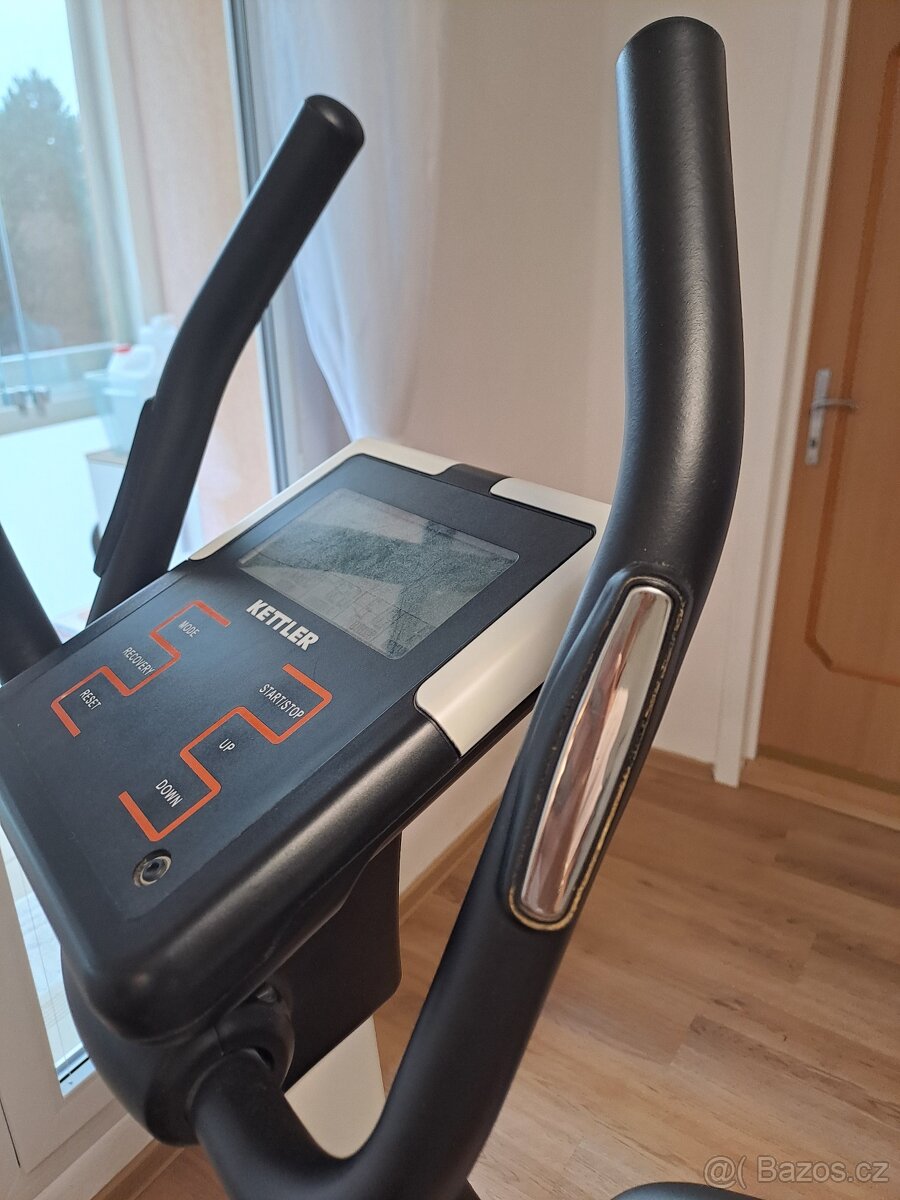 Eliptický crossový trenažér KETTLER verso 9 - 11