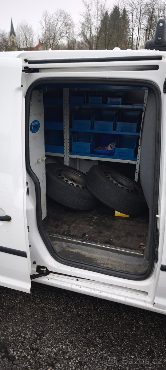 VW Caddy maxi 1,6 TDI - 11