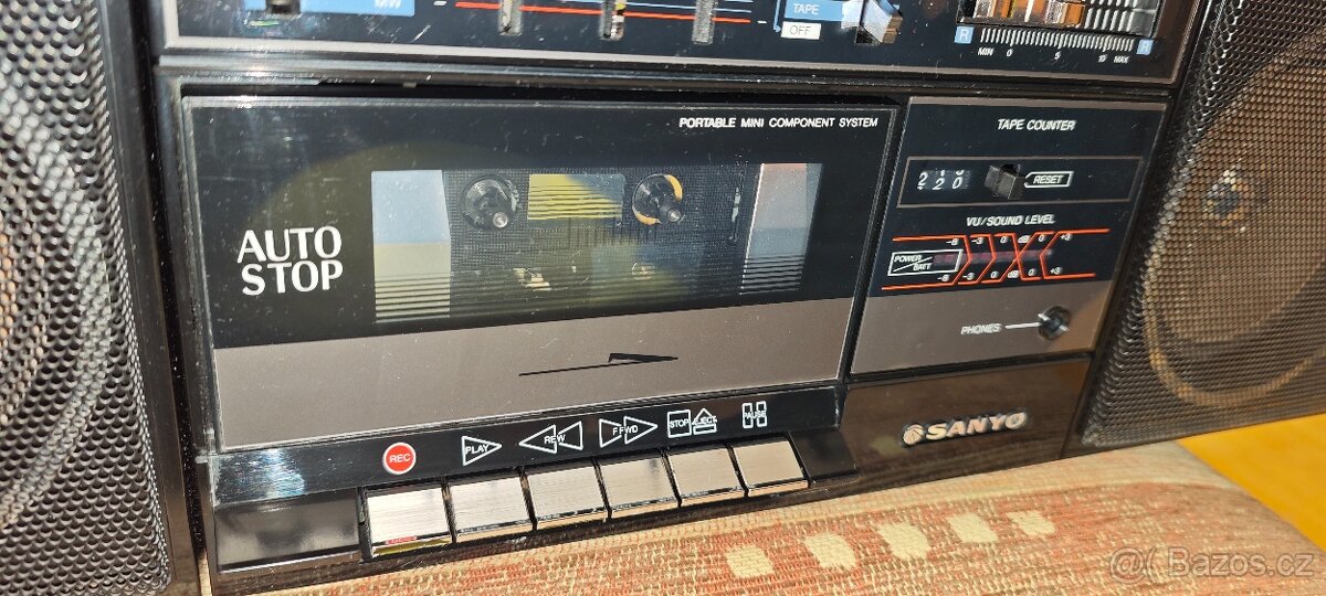 Sanyo C12 Boombox 1983 - 11