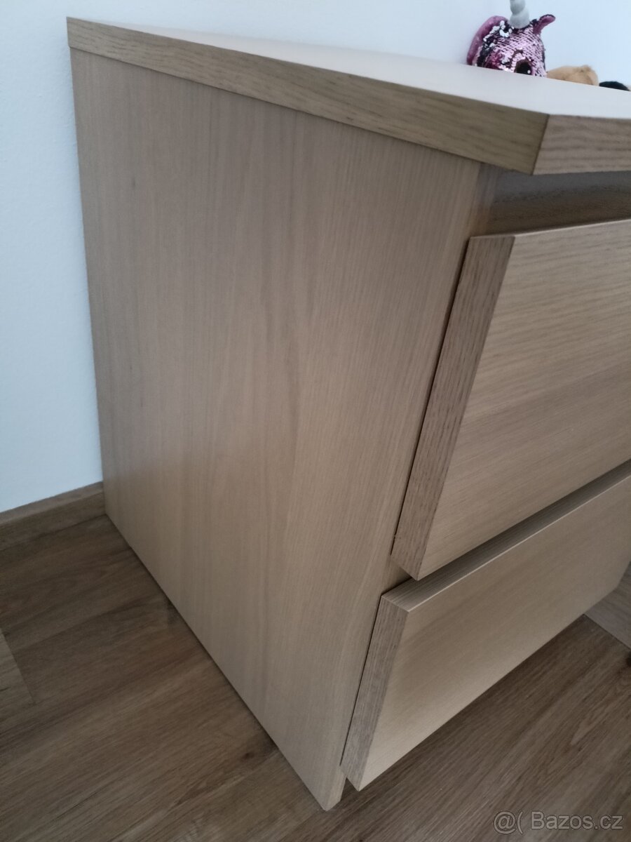 Postel IKEA Malm +rošt+matrace+noční stolek - 11