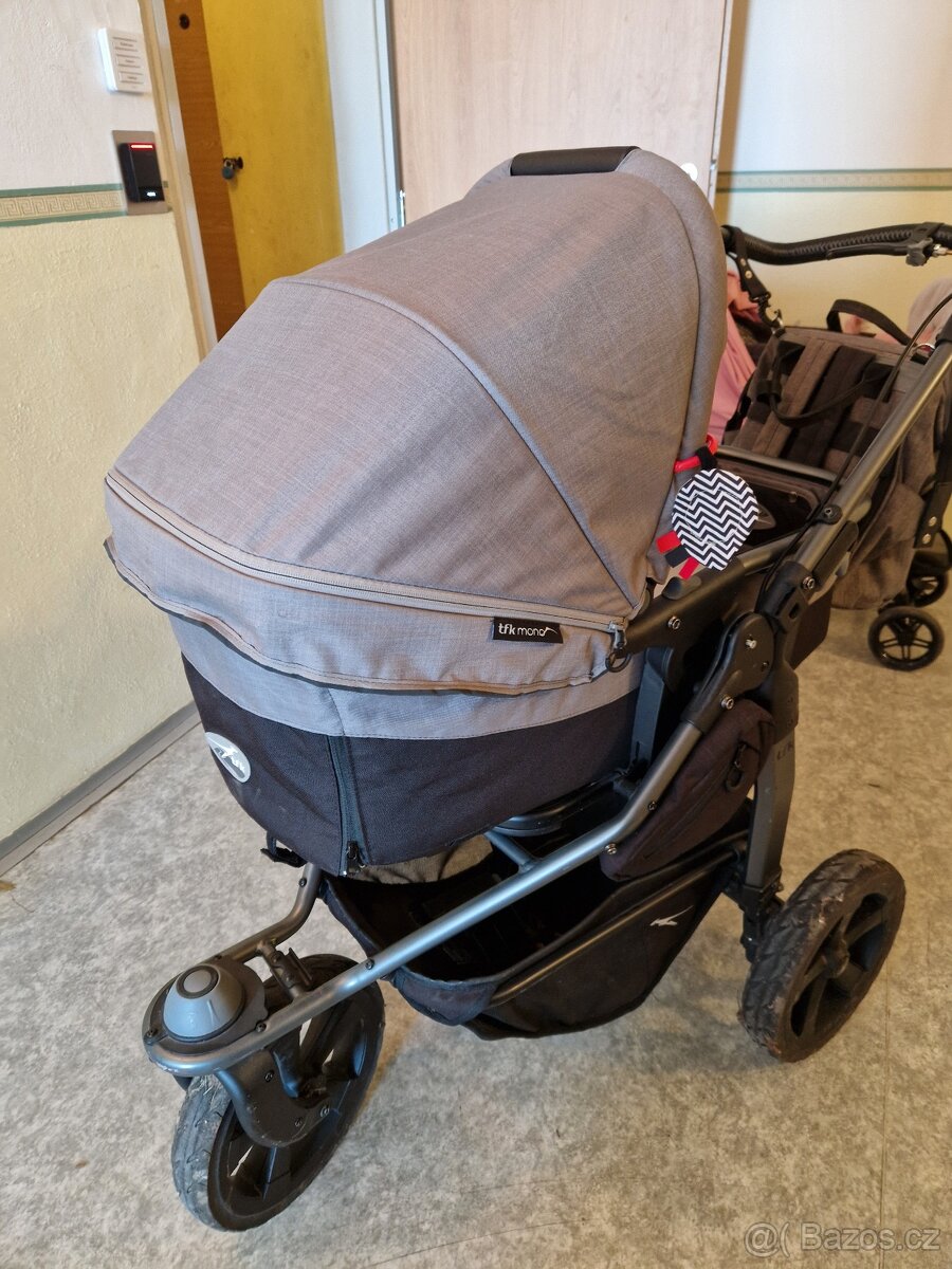 Kočárek TFK - 11