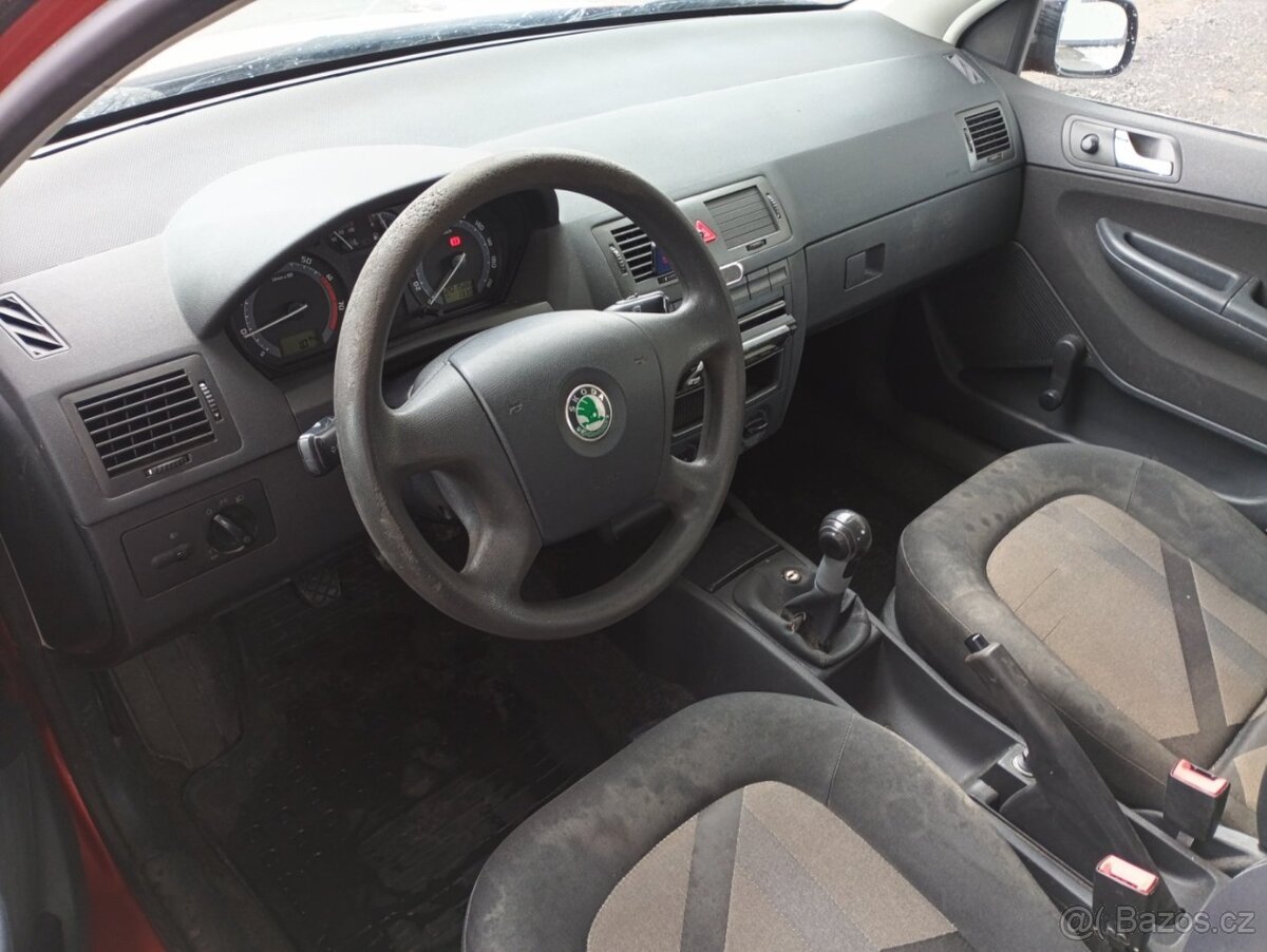 Škoda Fabia - 11