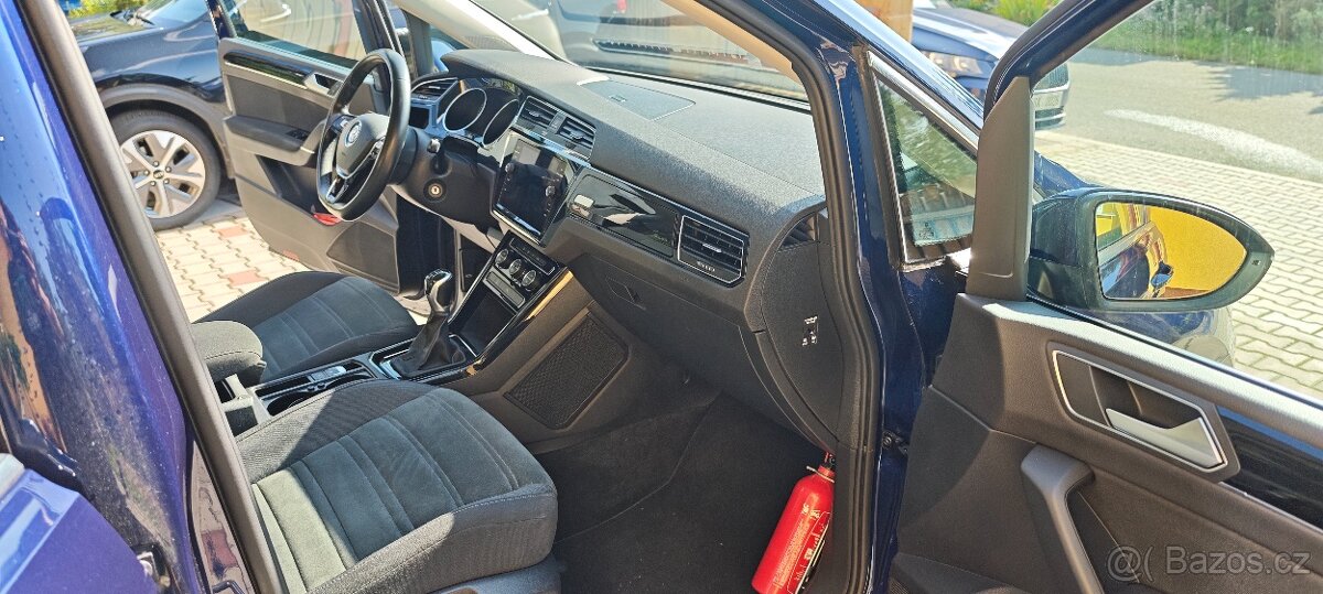 VW Touran 1.5TSI Highline LED 110kW 2019 panorama tažné +DPH - 11