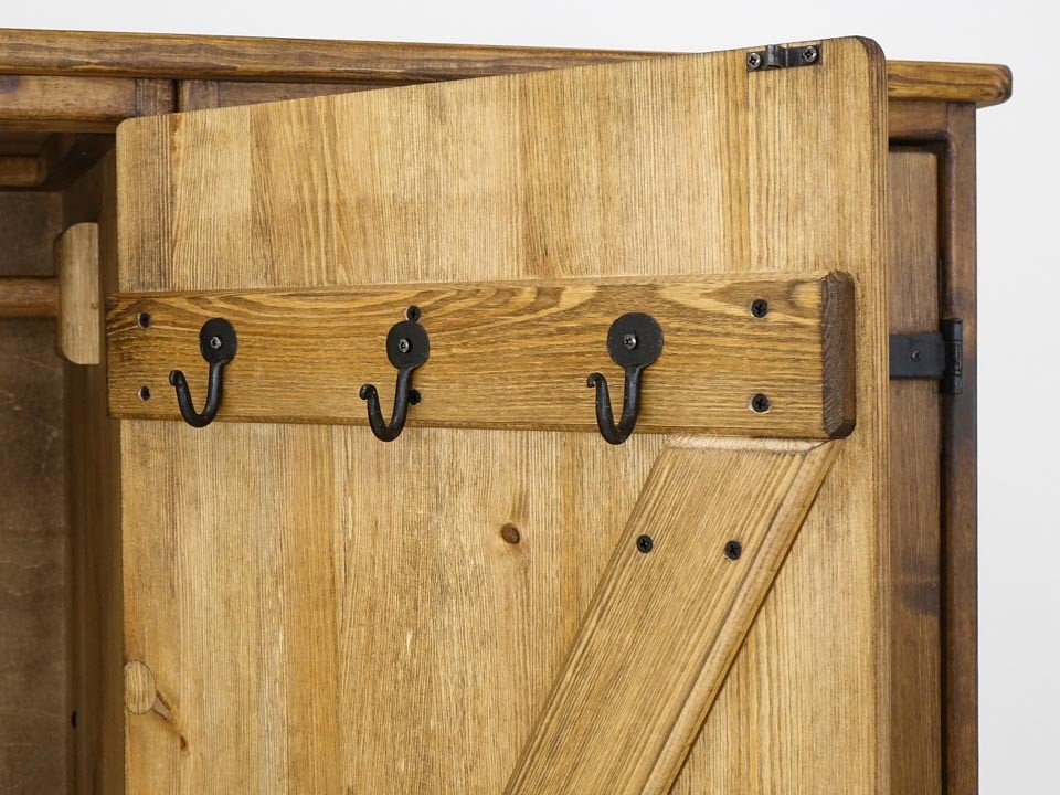 RUSTIKÁLNÍ ŠATNÍ SKŘÍŇ - 11