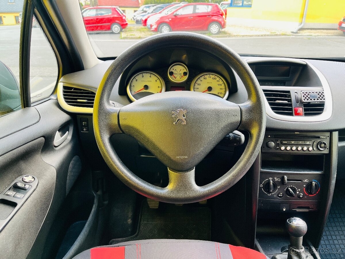PEUGEOT 207 1.4 i BENZÍN KLIMATIZACE - 11