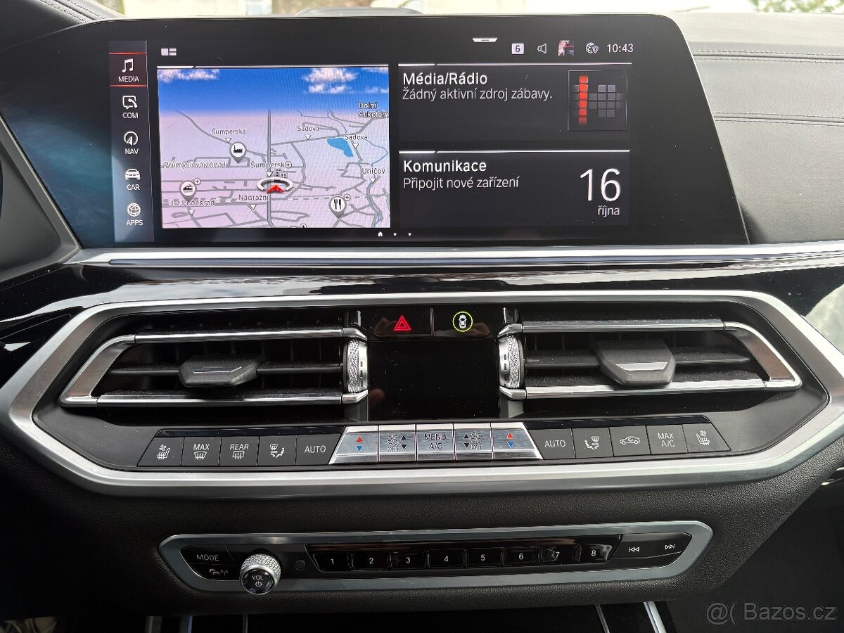 BMW X7 3.0 M50d DPH, 7MÍST, MAX VÝBAVA - 11