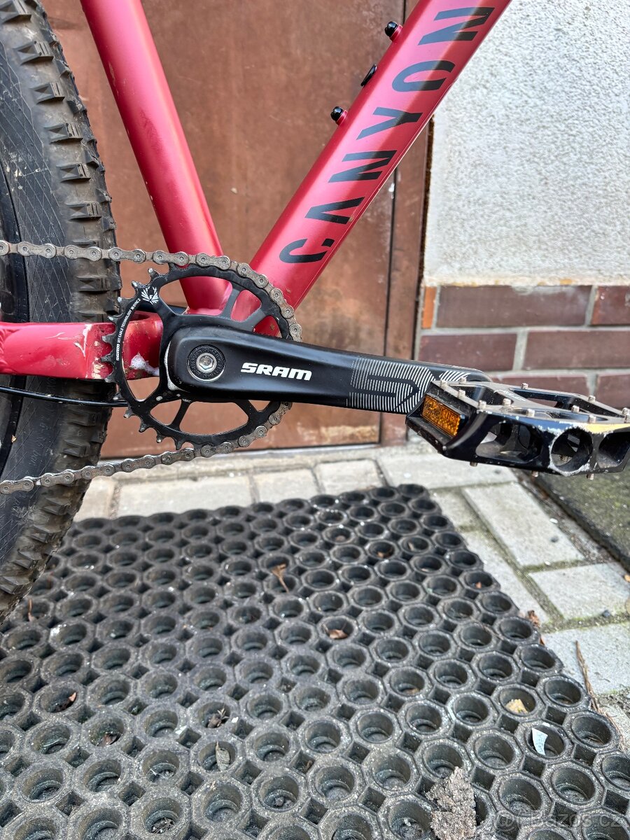 CANYON STOIC 3 29 M - 11