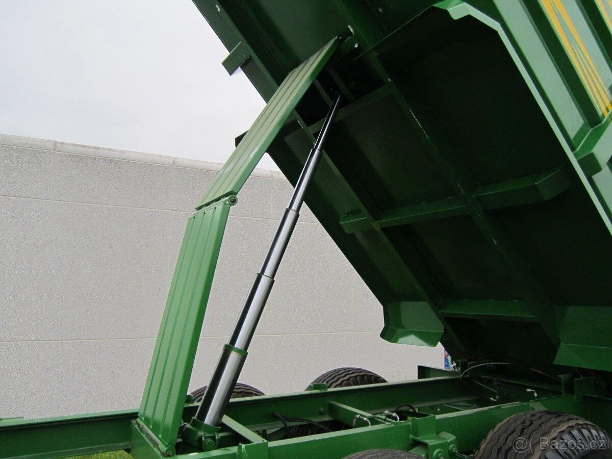 AKCE navěs přívěs vlek vozík TINAZ - 11