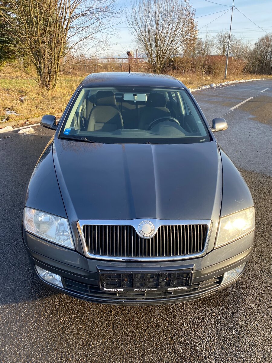 ŠKODA OCTAVIA 1.9 TDI DSG 2007 KRÁSKA - 11