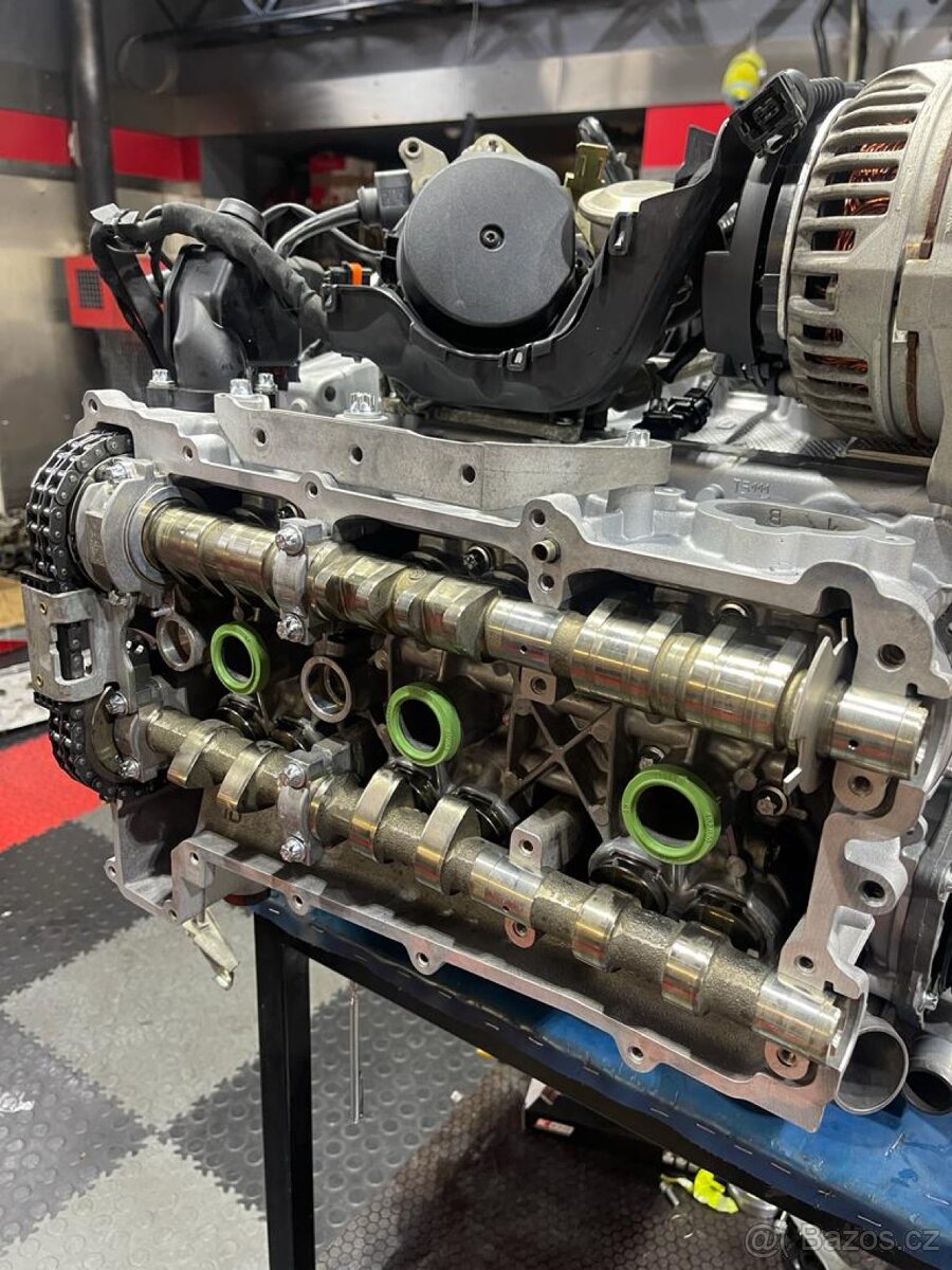 PORSCHE 4S 911 997.1 - 11