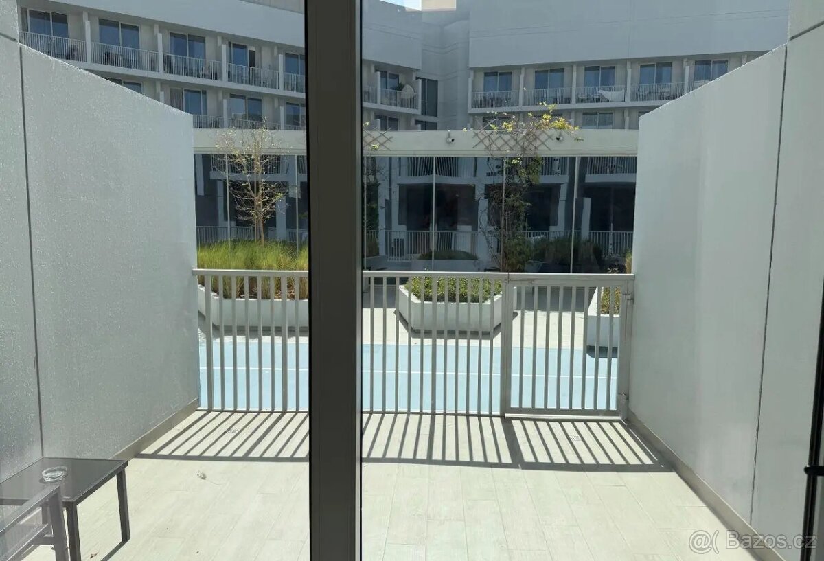 Dubaj - JVC - Garzonka - 11