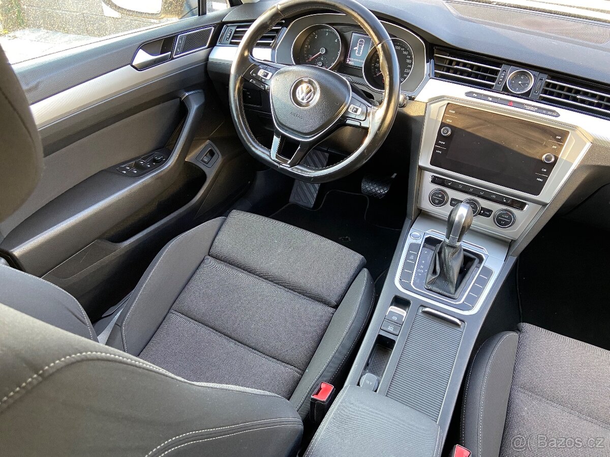 VW PASSAT VARIANT B8 model 2020 - 11