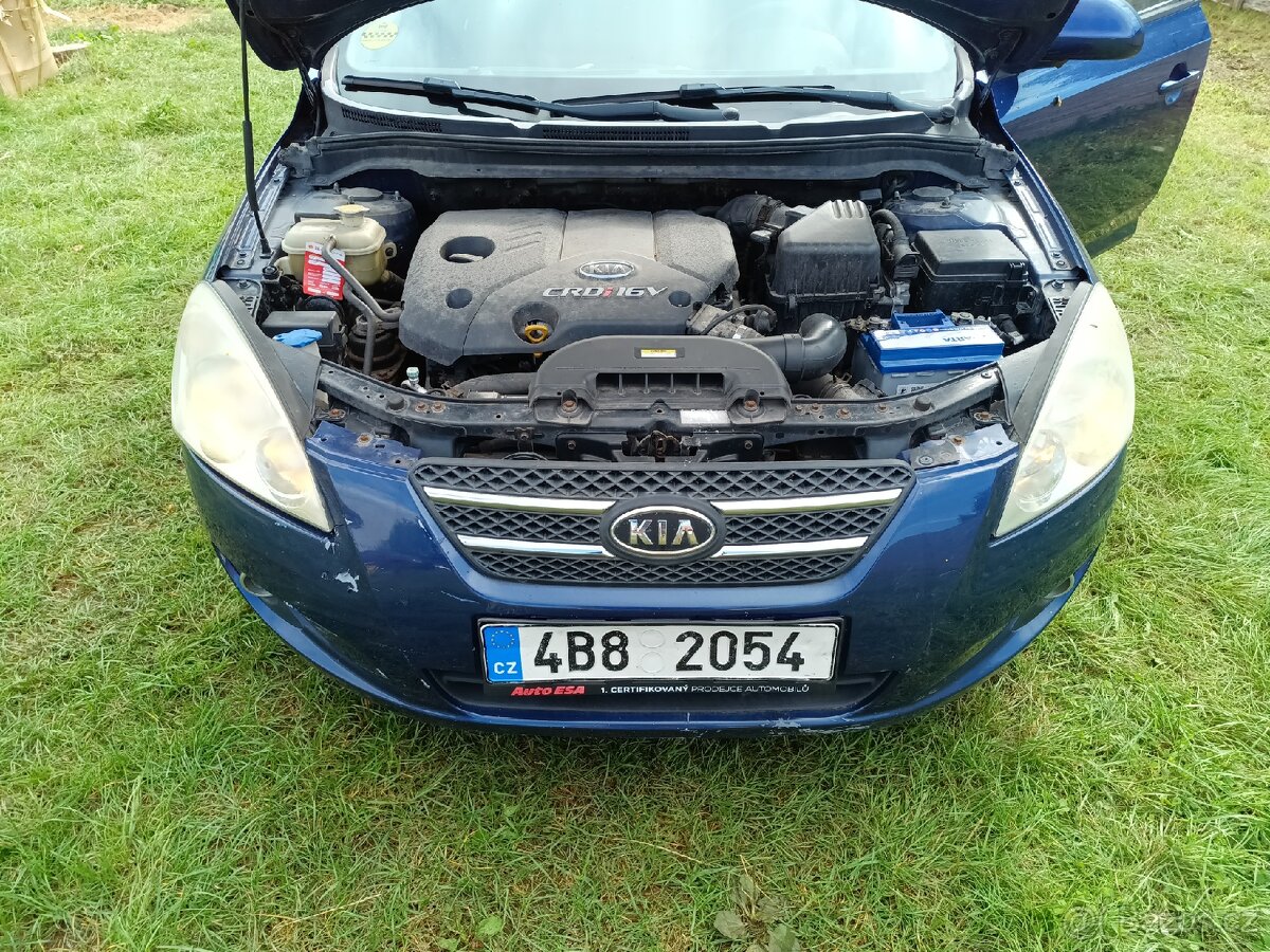 Kia ceed 1,6 85kw diesel - 11