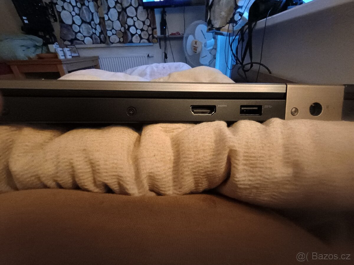 Ntb DELL Latitude e5570 Full HD - 11