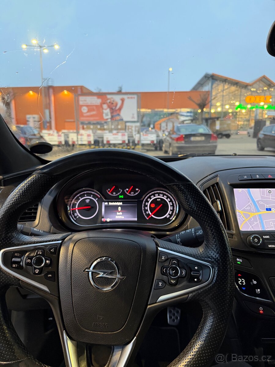 Opel Insignia 2.0 BiTurbo 2013 – TOP stav - 11