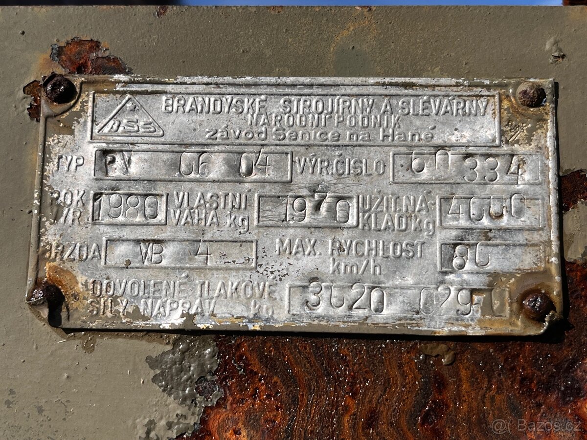 valník za v3s,traktor - 11