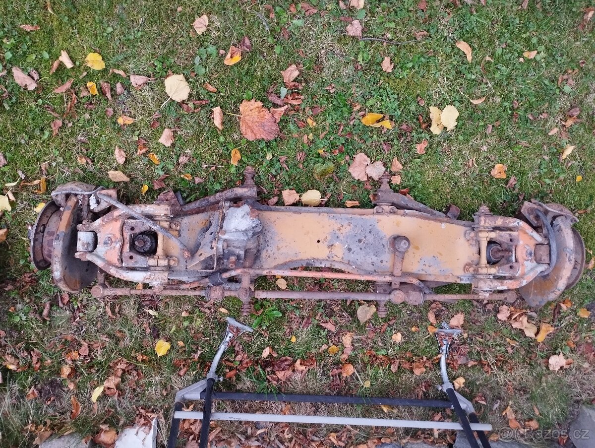 Škoda 110R motor nápravy převodovka - 11