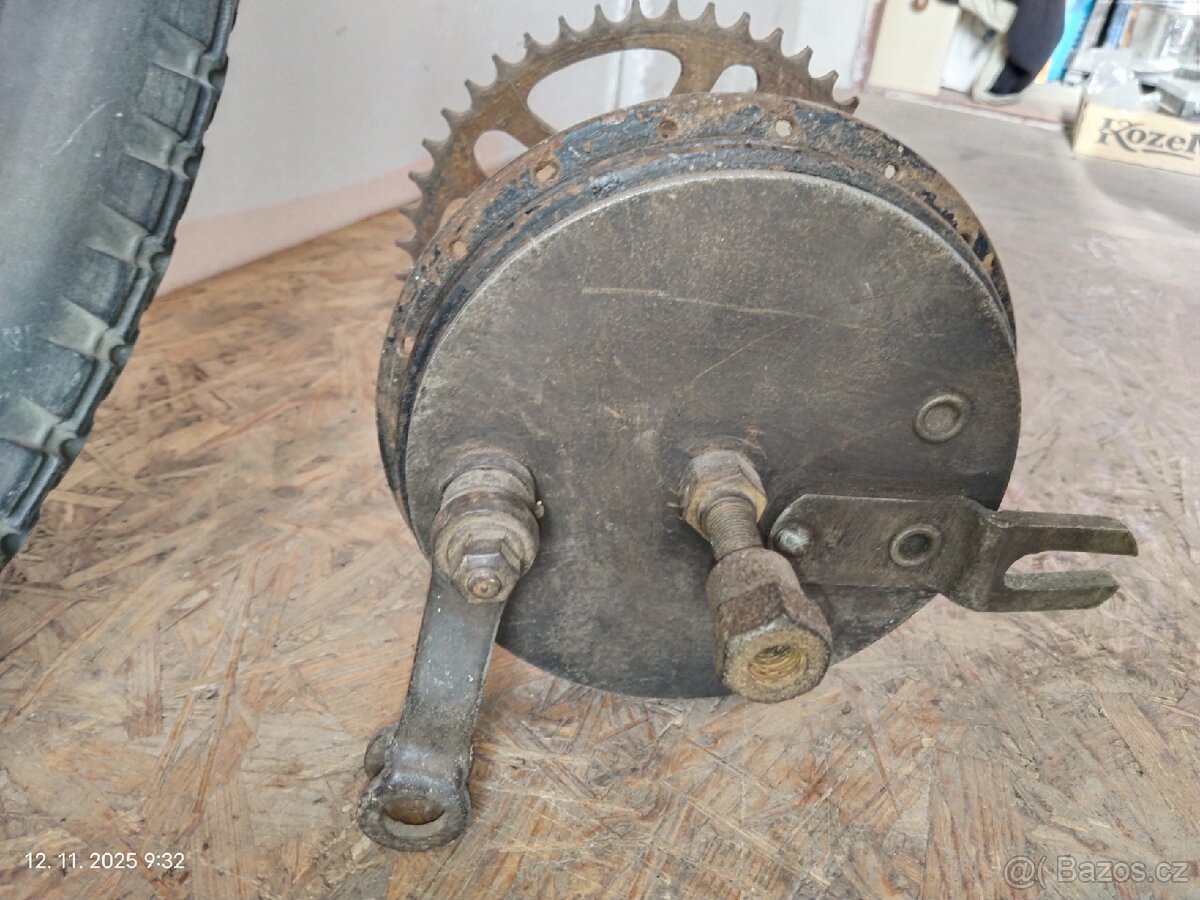 ČZ předválečná 175 a 250 - 11