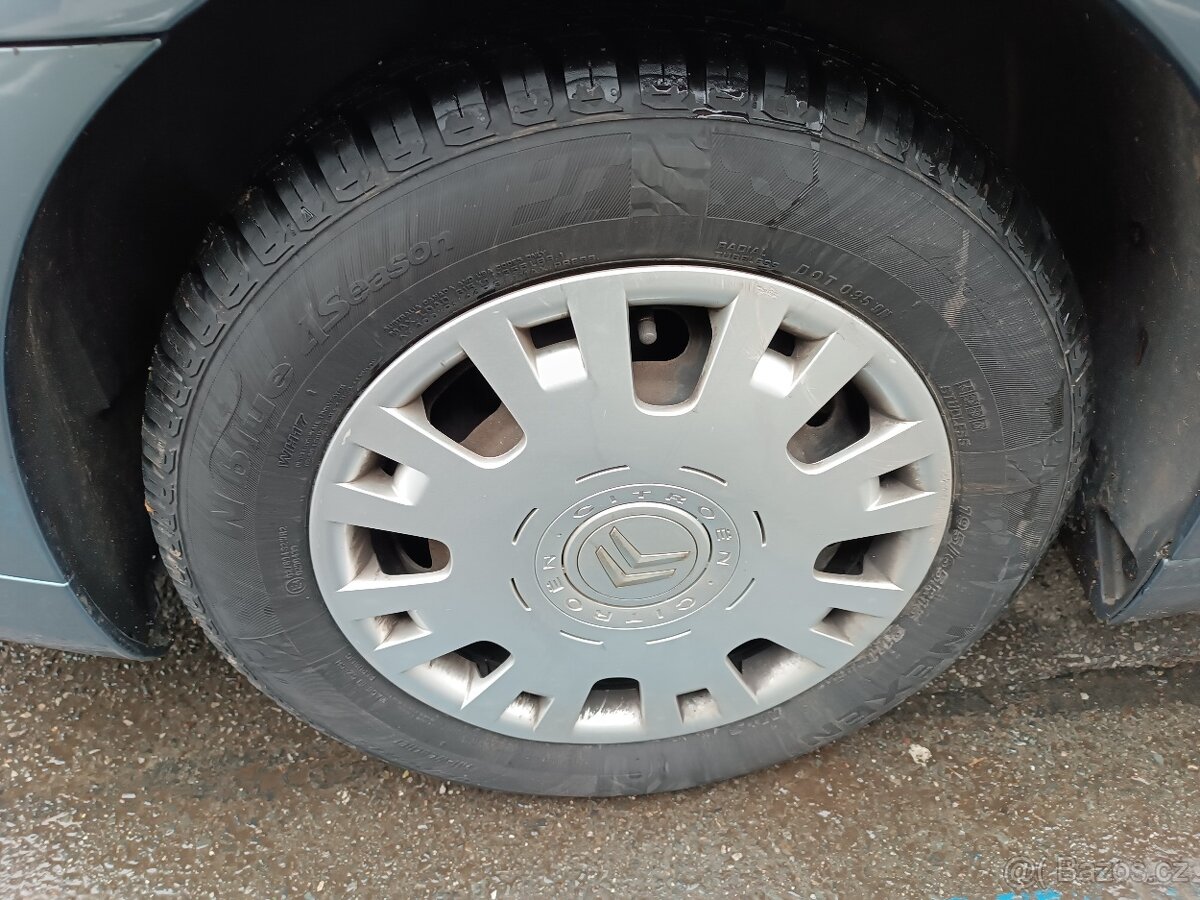 Citroën C4 1.4 16V - 11