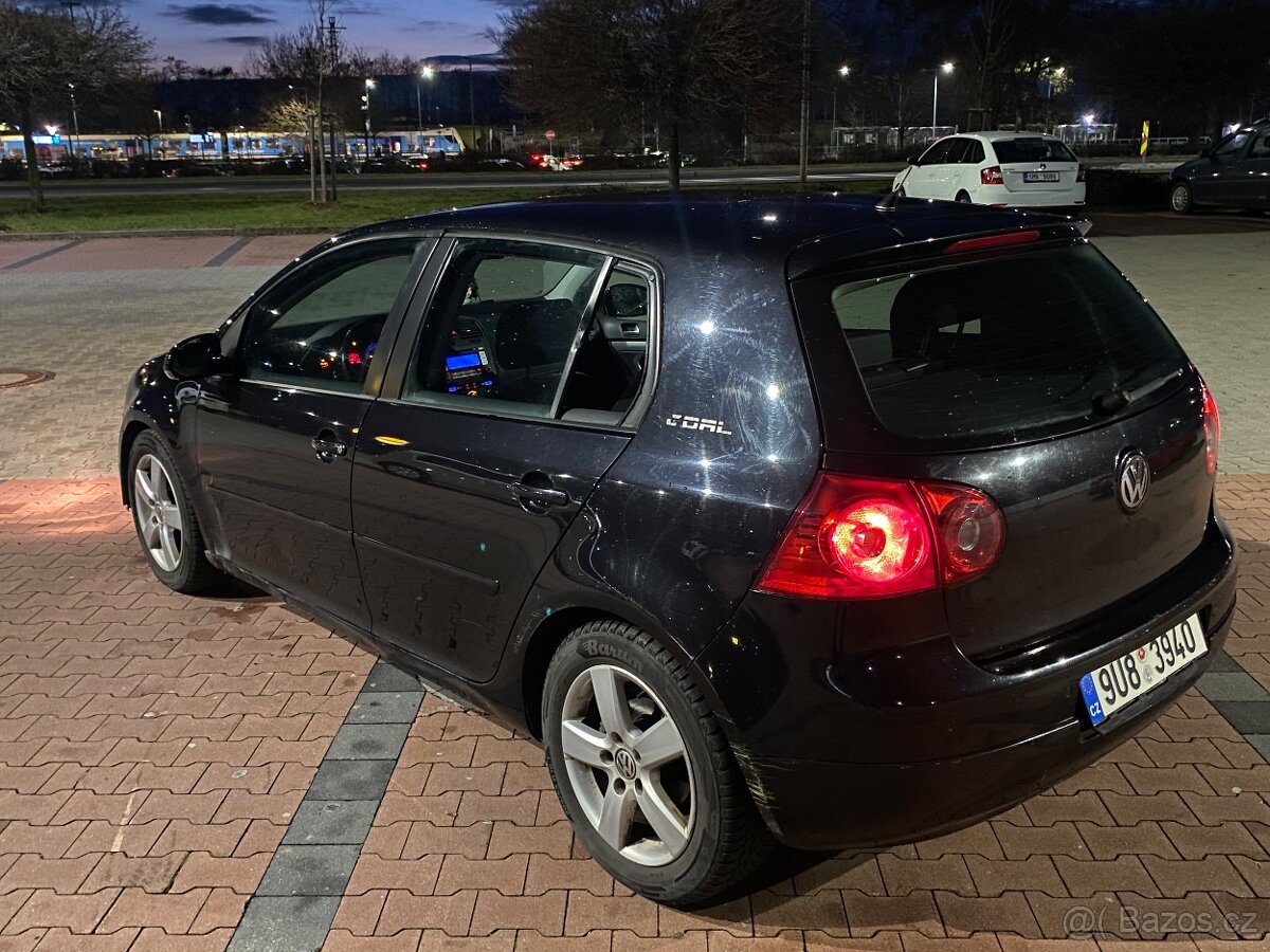 Prodám na ND Volkswagen Golf V 1.9 TDI. - 11