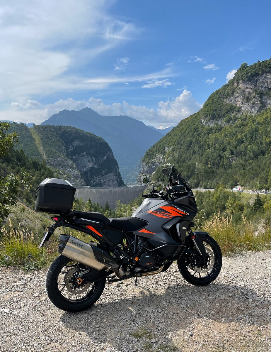KTM 1290 Super Adventure S (2021) - 11
