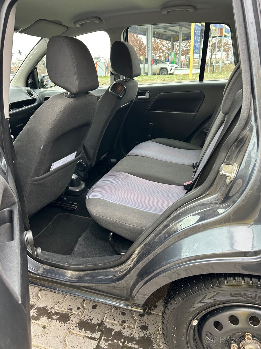 Ford Fusion 1.6 benzín - 11