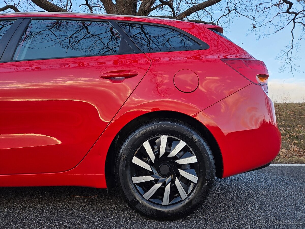 KIA CEED COMBI - KUP ČR - NAFTA - UDRŽOVANÝ - 2016 - 11