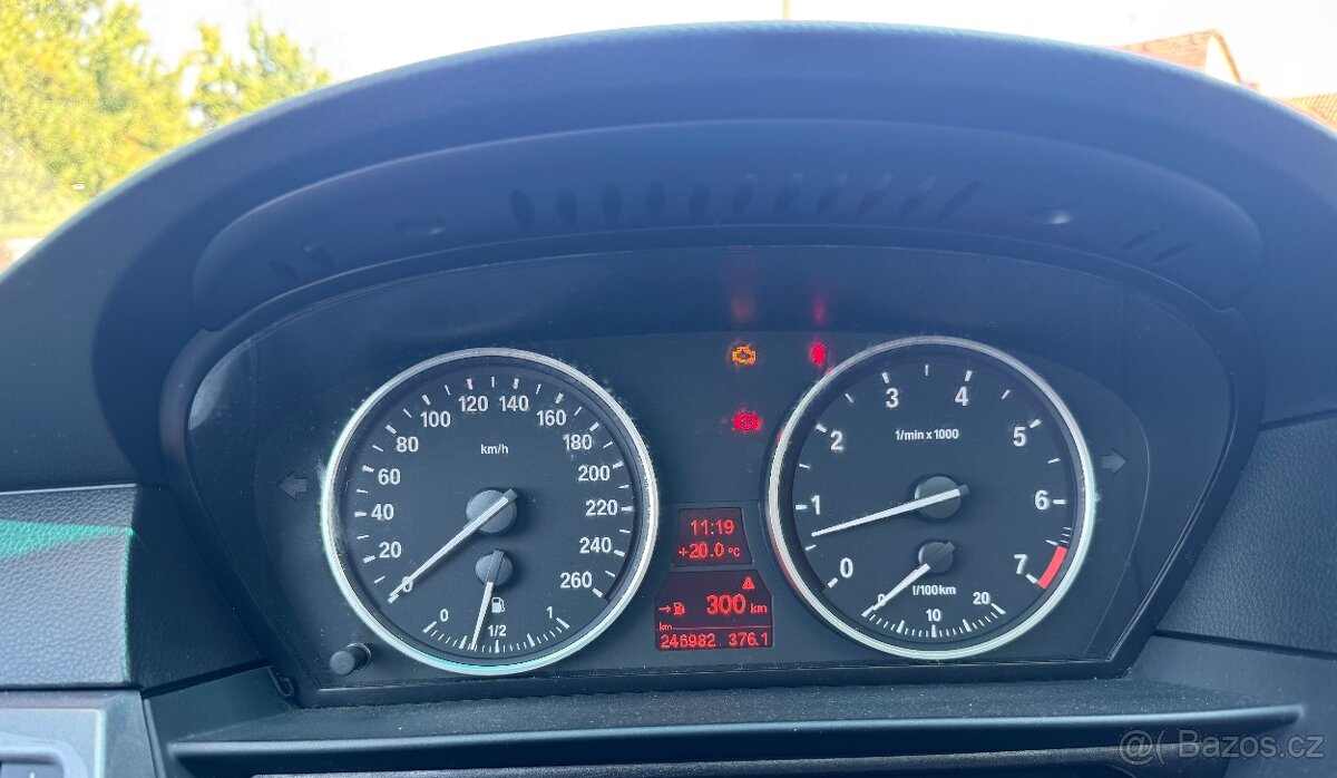 BMW e60 523I LCI - 11