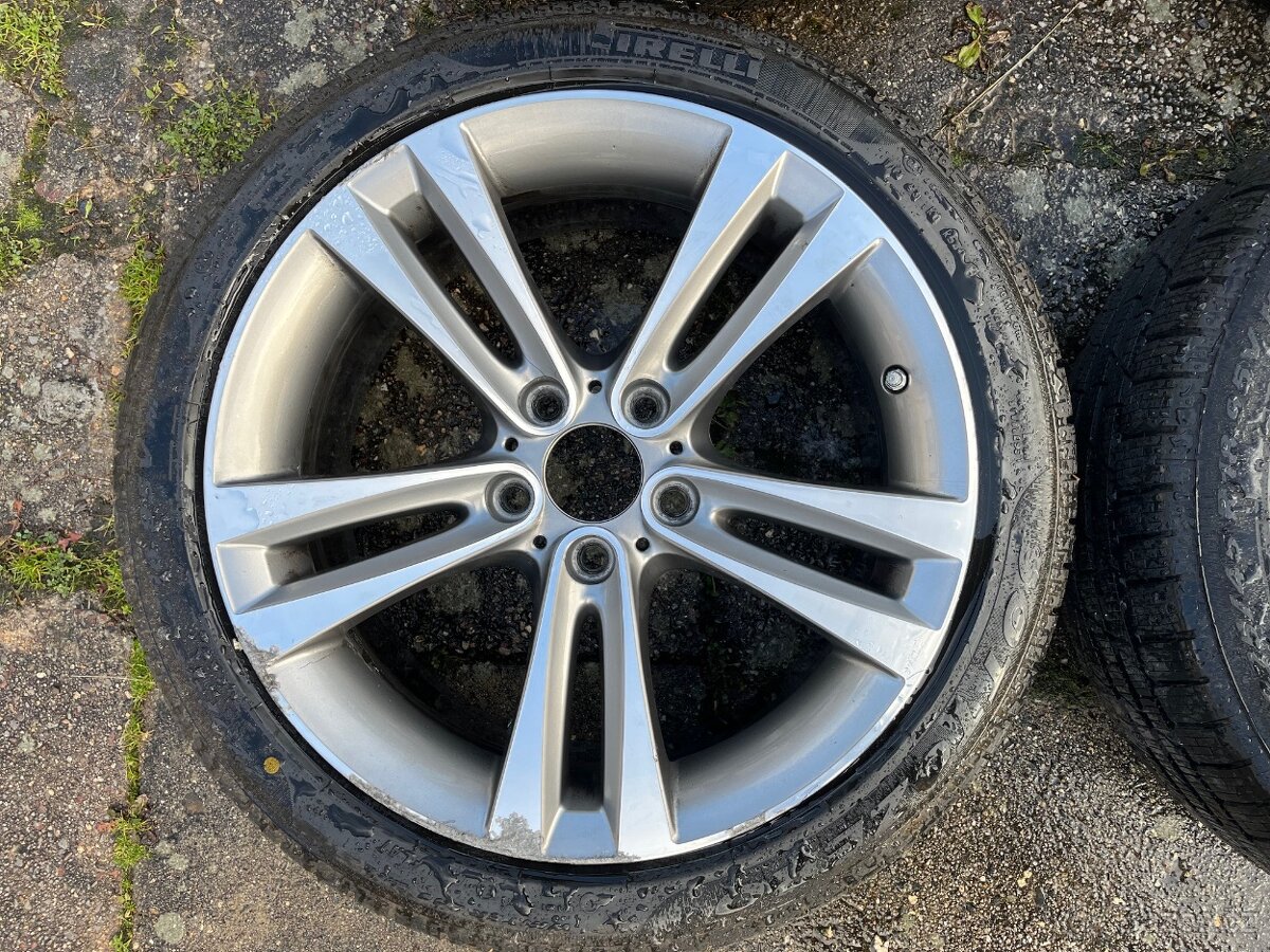 ZIMNÍ PNEU 225/45 R18 rf + ORIGINÁL DISKY BMW F30 - 11