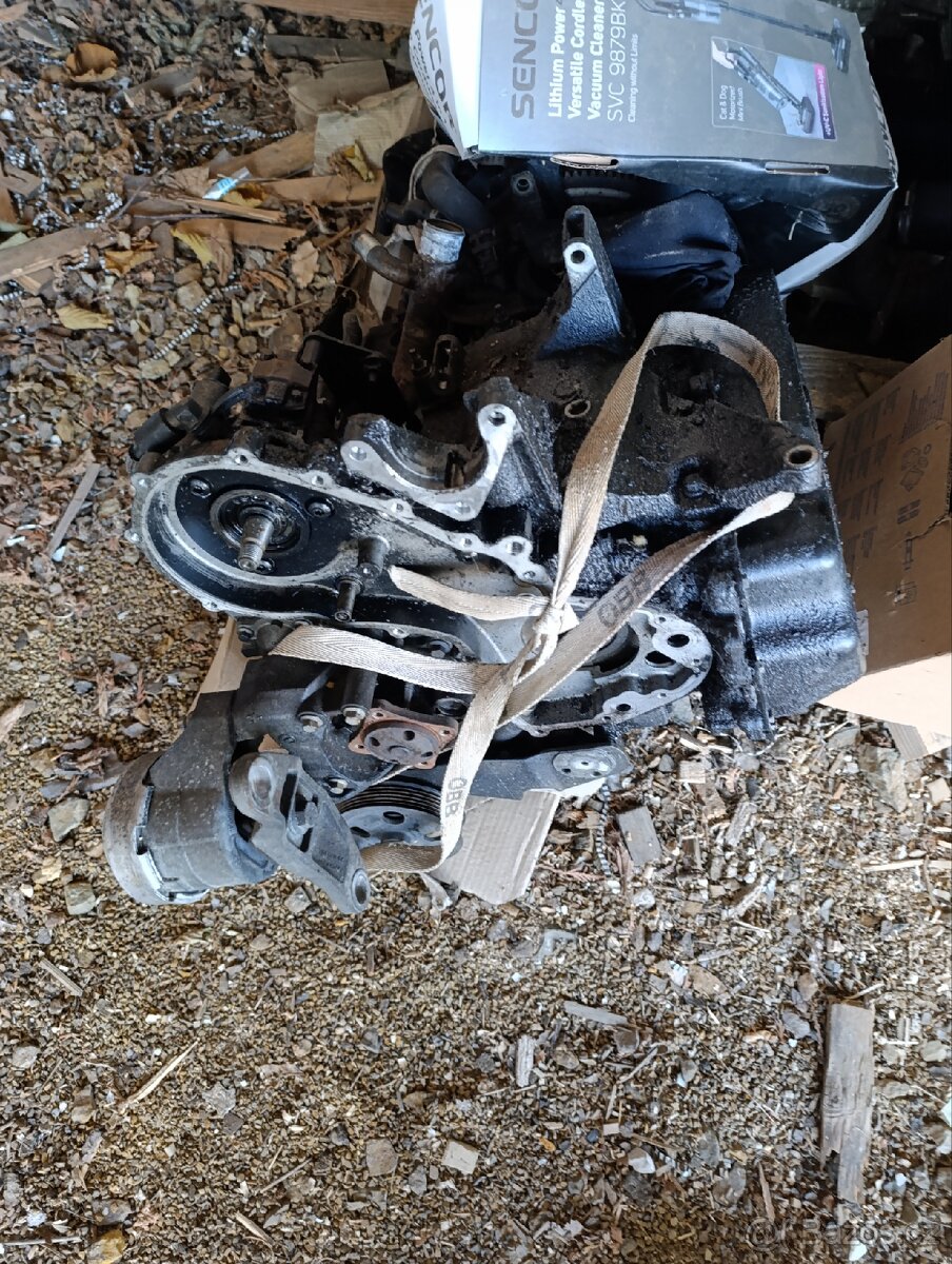 Ford Mondeo kombi 1,8tdci motor Qyba - 11