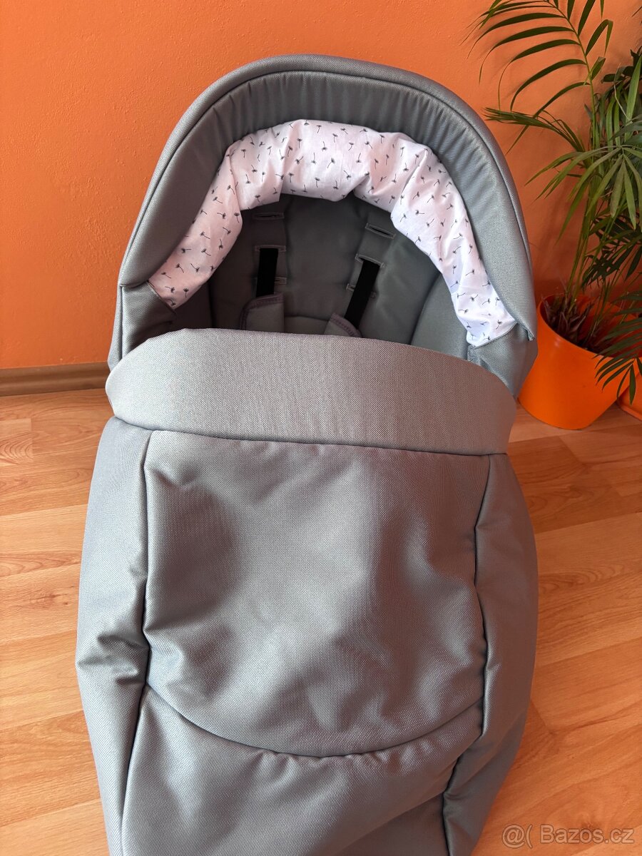 Kočárek Tudore - dvojkombinace - 11