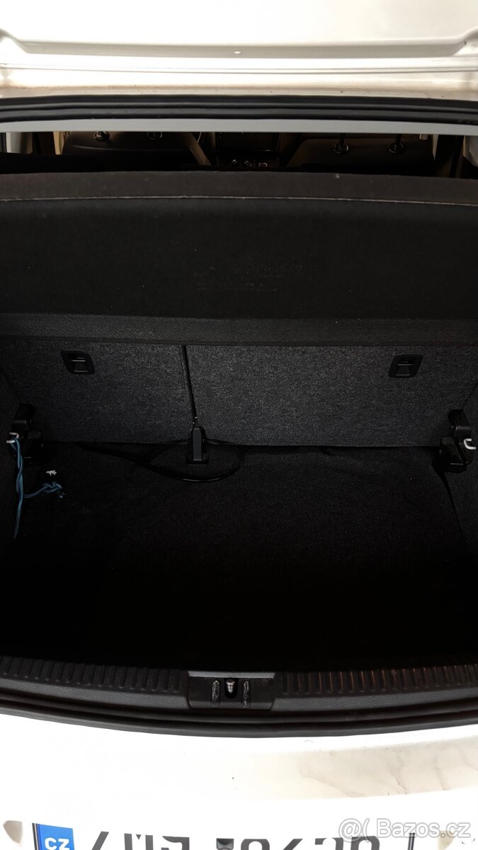 Volkswagen Polo - 11