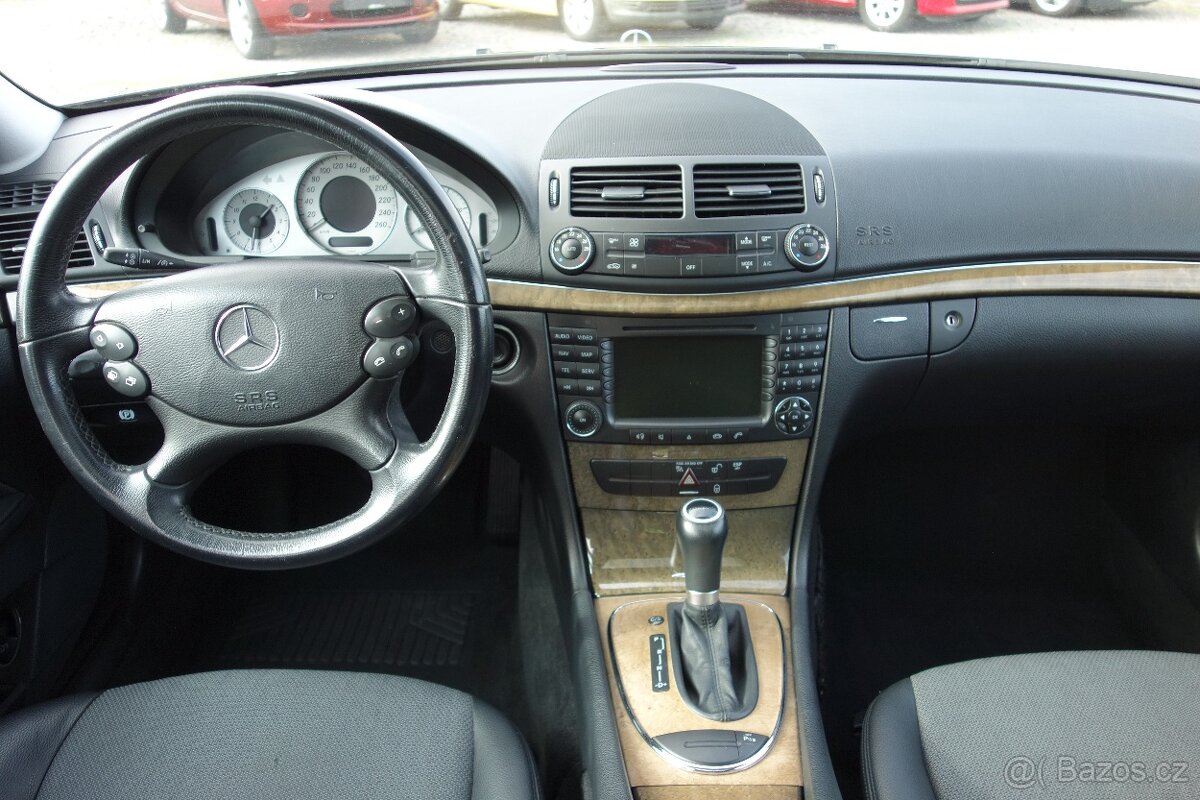 Mercedes-Benz E220 CDi 120kW Automat 2009 - 11