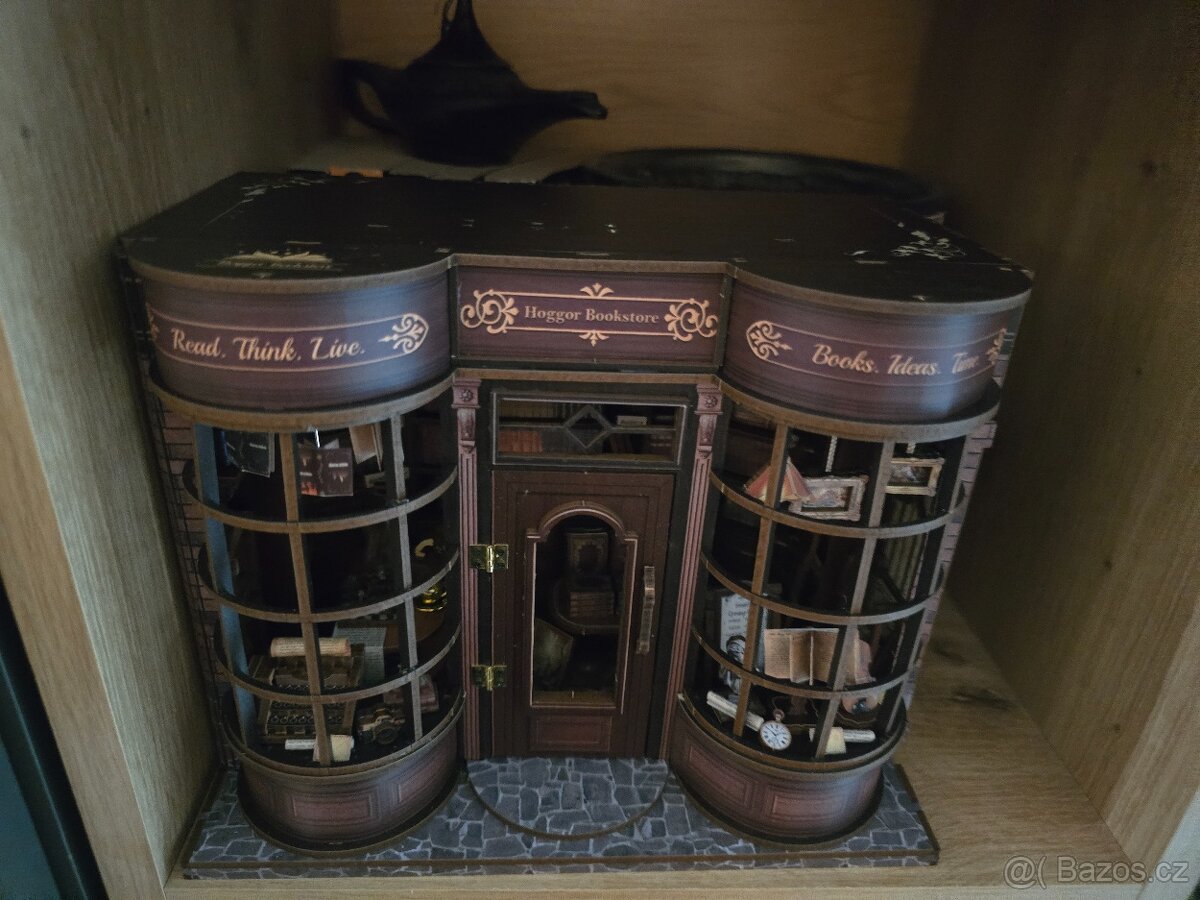 Dekorace do knihovny - 11