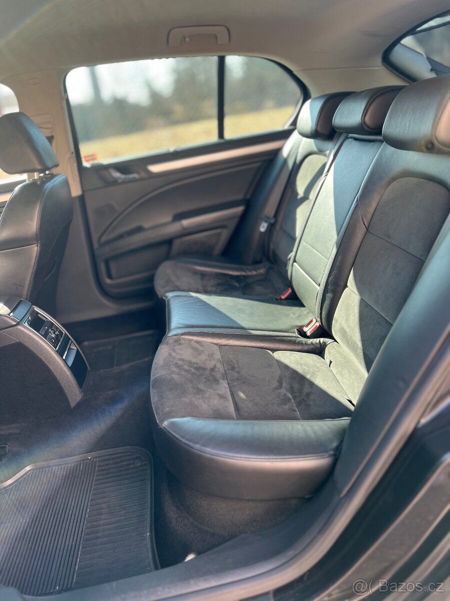 Škoda Superb 2.0 TDI 125KW 4x4 - 11