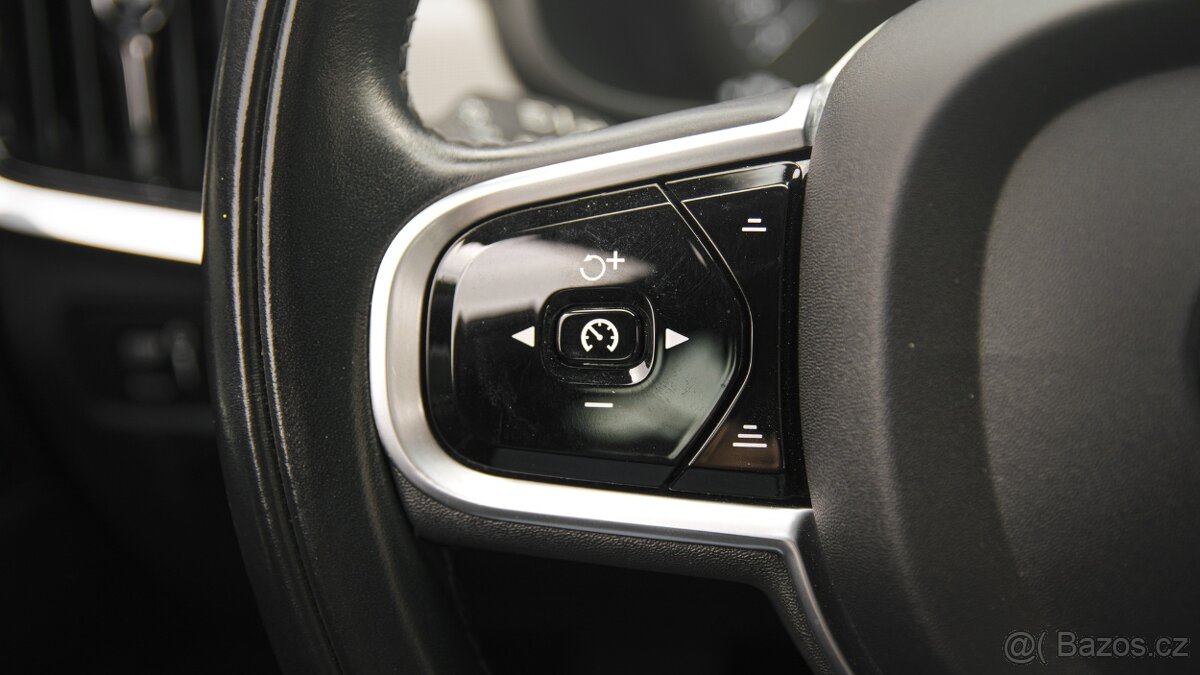 Volvo V90, CC B4 2,0/145kW AWD DPH - 11