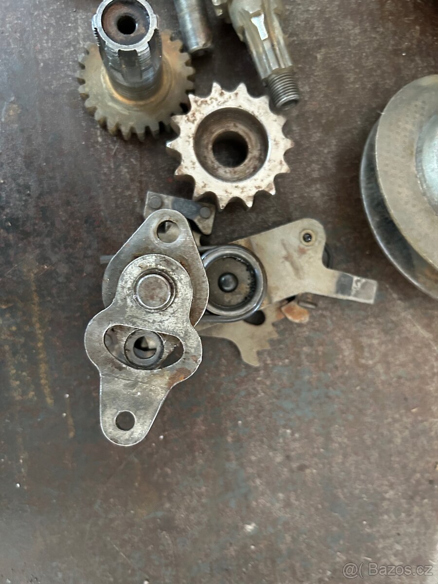 Jawa 05 motor - 11