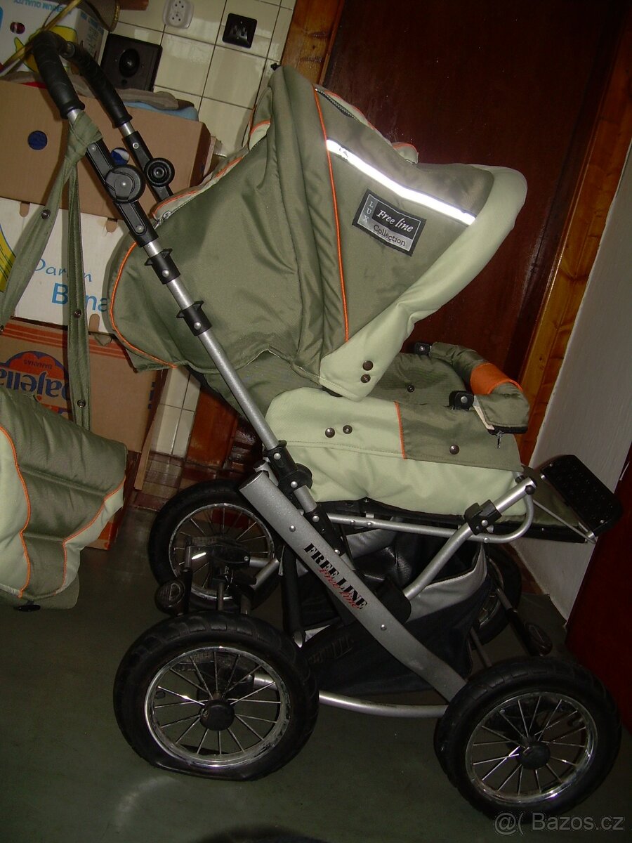 fusak, houpačka pokojová, vanička, schůdek, kočár - 11