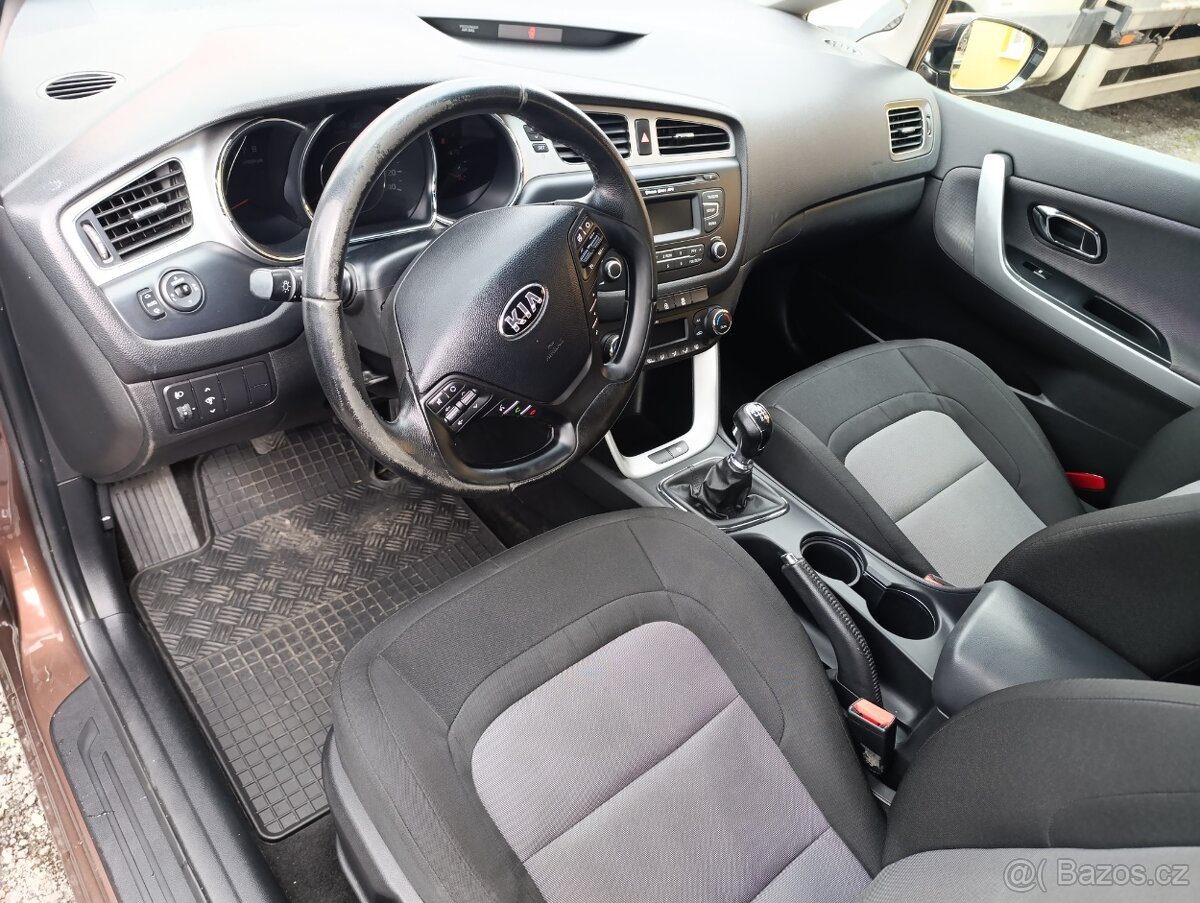 KIA CEED KOMBI 1.4 LPG ODPOČET DPH - 11