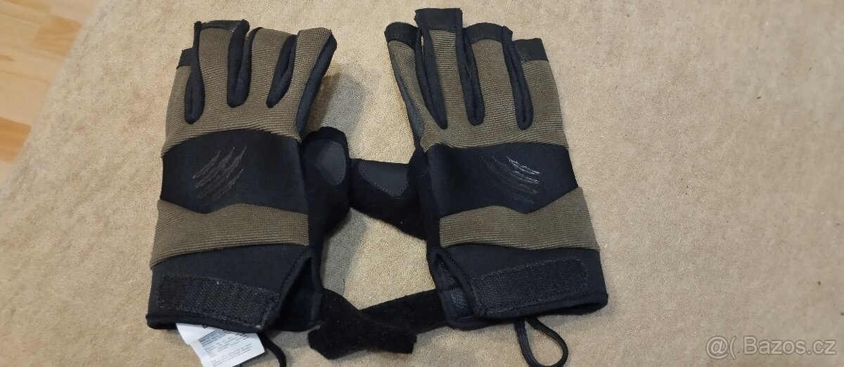 Airsoftové zbraně a vybavení - 11