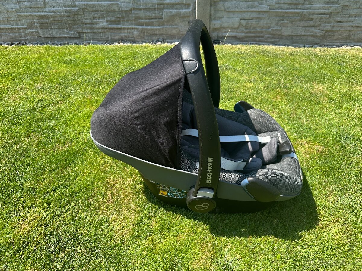 Autosedačka Maxi-Cosi Pebble Plus + 2Way Pearl + základna - 11