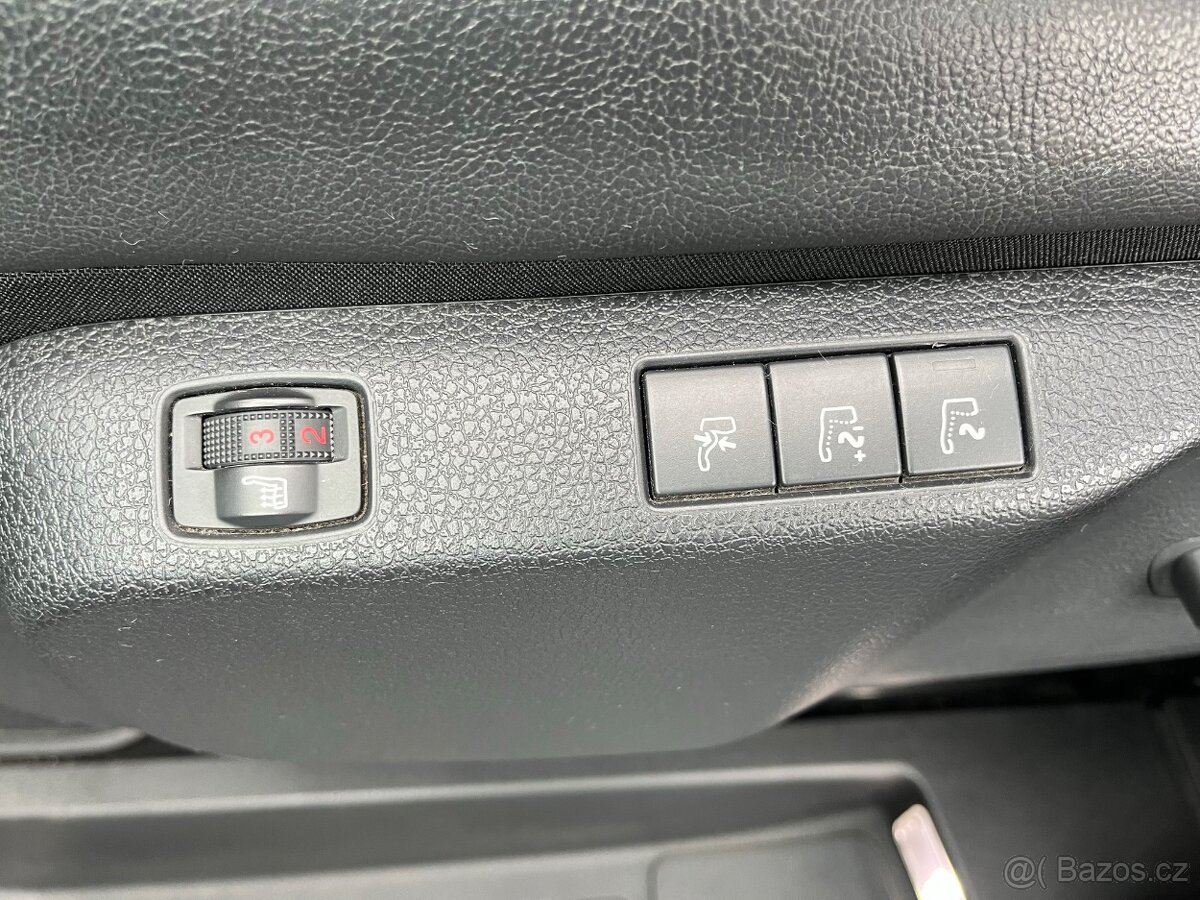 Peugeot Traveller VIP business; TOP STAV ; rezervace - 11