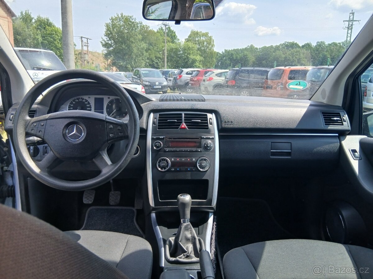 MB B, 1.7i, KLIMATRONIC - 11