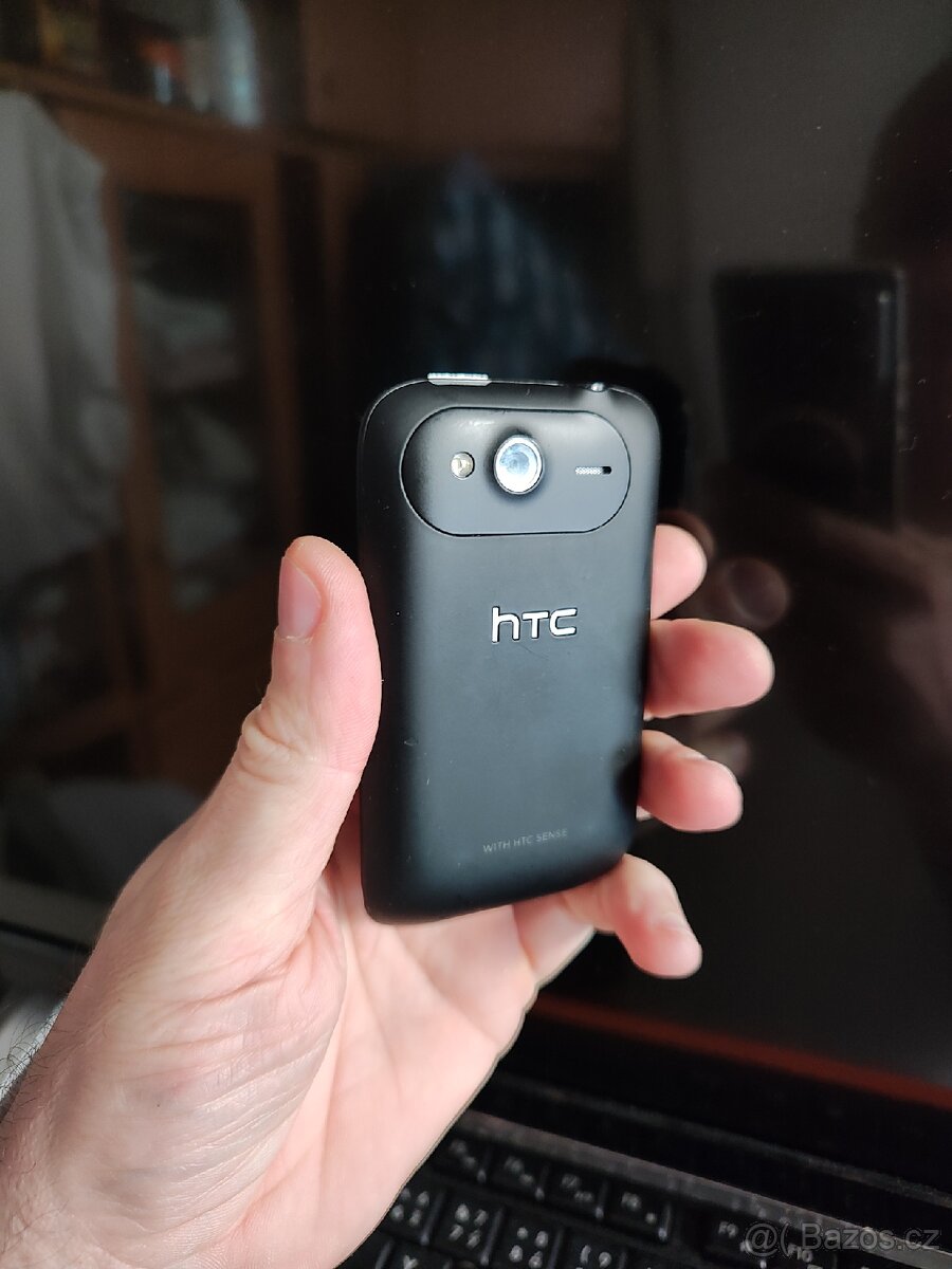 HTC Wilde Fire S A-510 E - 11