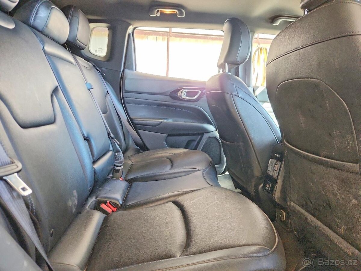 Jeep Comass Latitude Lux 2025 - 11