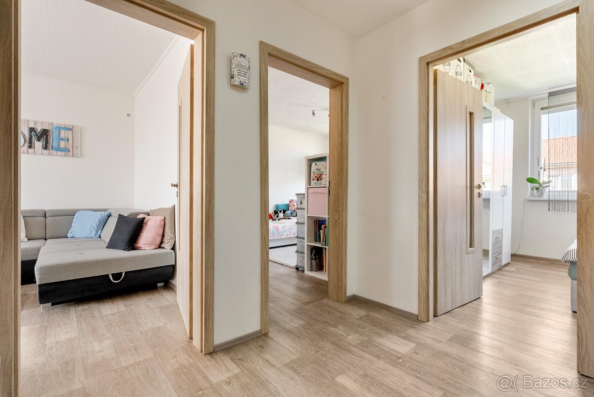 Prodej prostorného bytu 3+1 v OV po kompletní rekonstrukci - 11