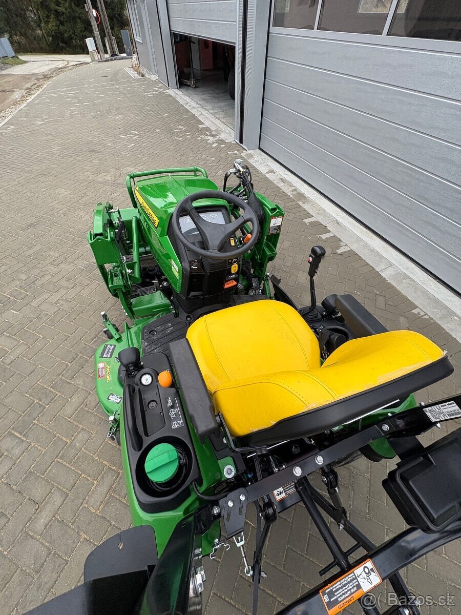 John Deere 1025r Celny nakladac - 11