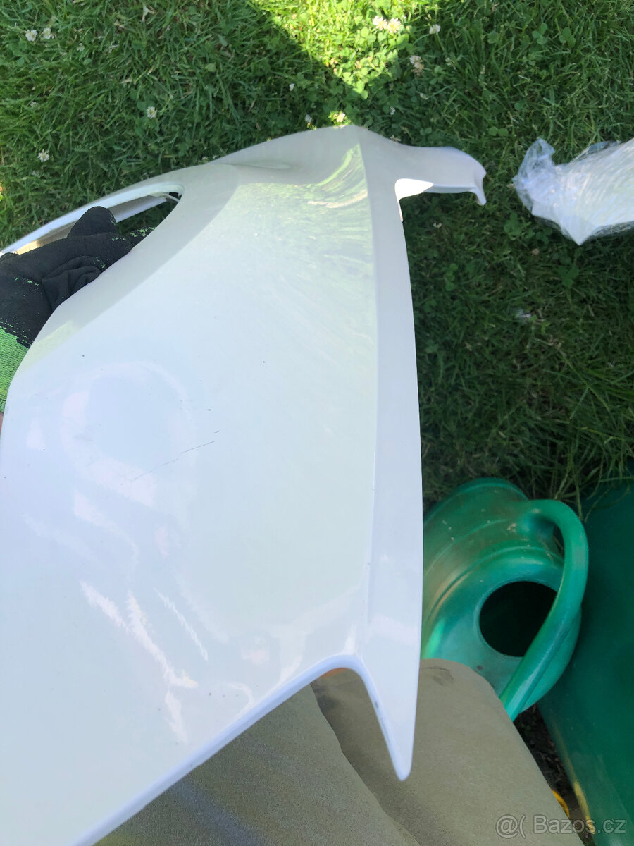 predni blatnik skoda octavia iii 3 12-17 pravy bily - 11