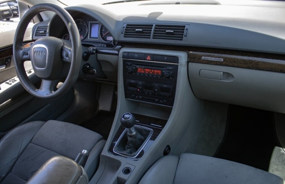 AUDI A4 2.0 TDI QUATTRO - 11